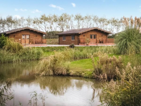 4 Lakeview Lodge